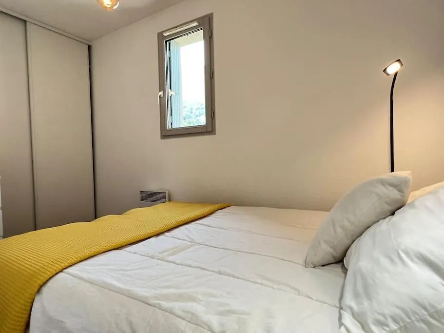 T3 Centre Ville Avec Parking, Balcon Et Wifi. 5P. Cauterets France